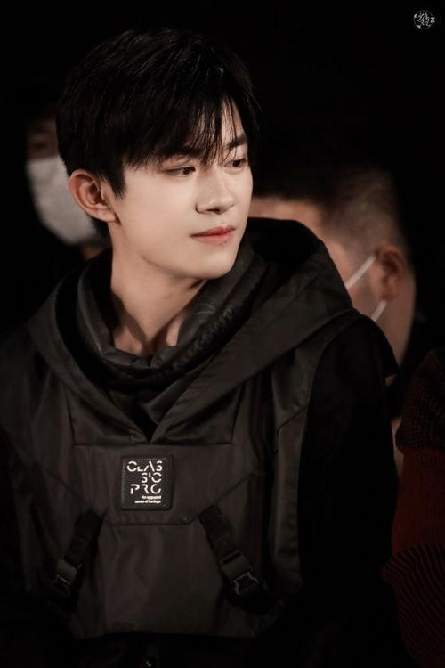 娱乐圈吃瓜爆料严浩翔